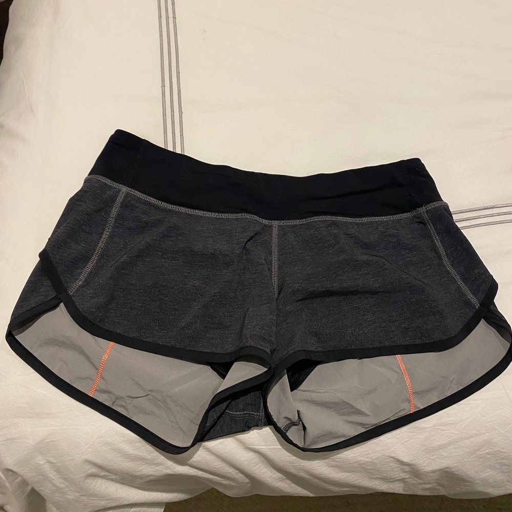 Lululemon Low Rise Speed Up Short 2.5”